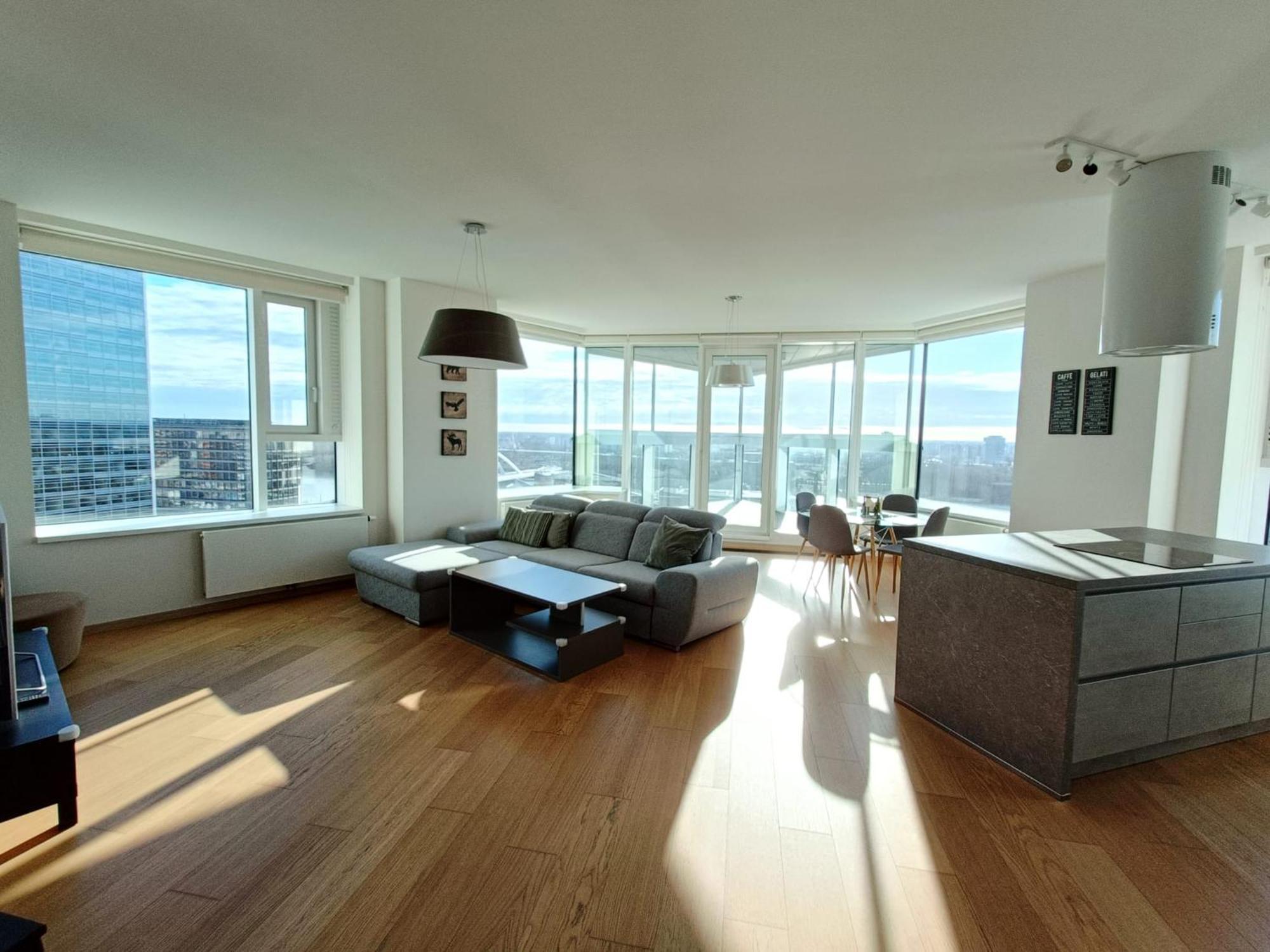 Sag Panorama Apartment 3 Rooms 19Th Floor Great View Free Parking Bratislava Eksteriør billede